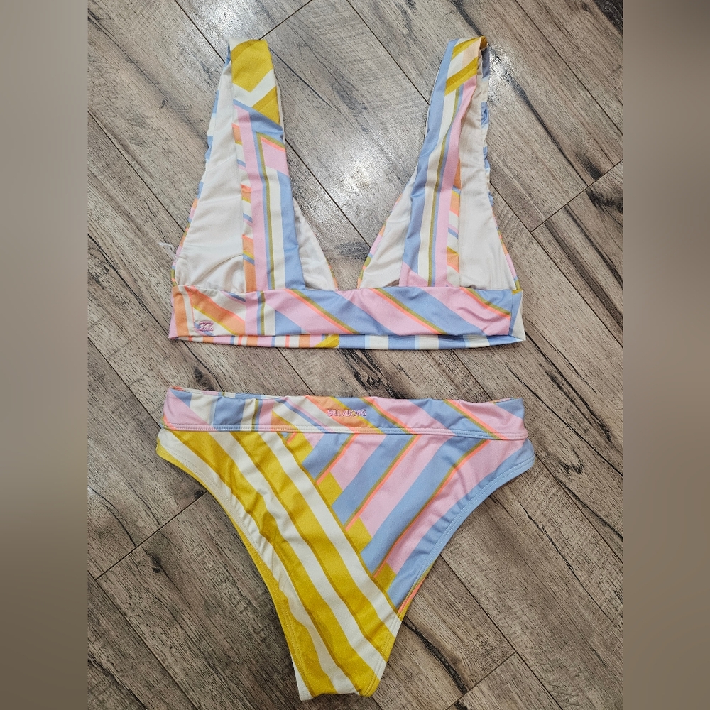 Billabong Break of Dawn Plunge Bikini Top and Maui Rider Bikini Bottoms size Med - Picture 2 of 4
